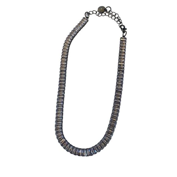 Striking Zirconia & Gun Metal Gray Choker. - Picture 6 of 7